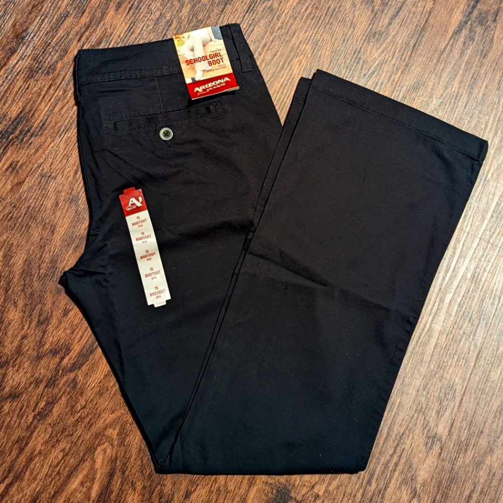 🔴2/$30 - NWT Arizona Jeans School Girl Cut Pants